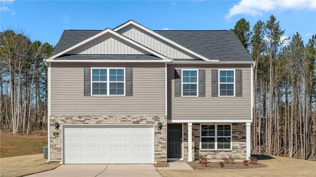 206 Sugar Pine Street, Thomasville NC 27360
