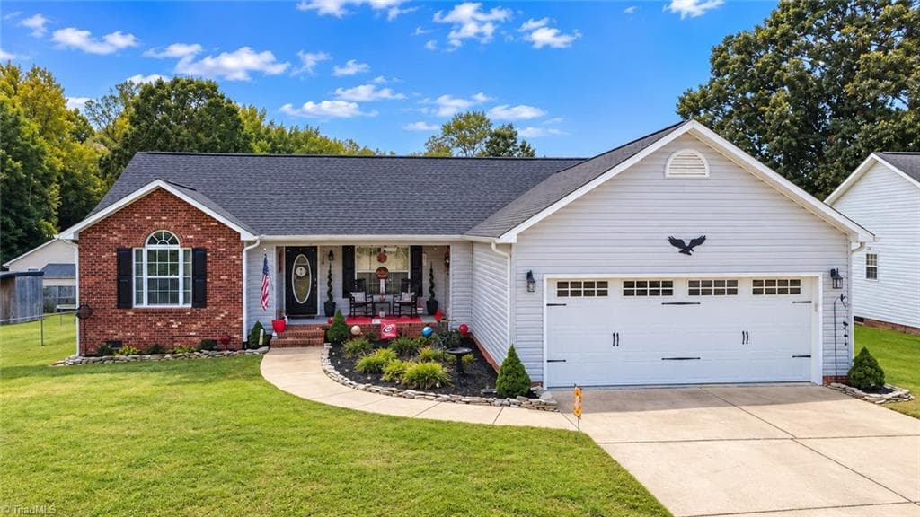 106 John Mills Lane, Thomasville NC 27360