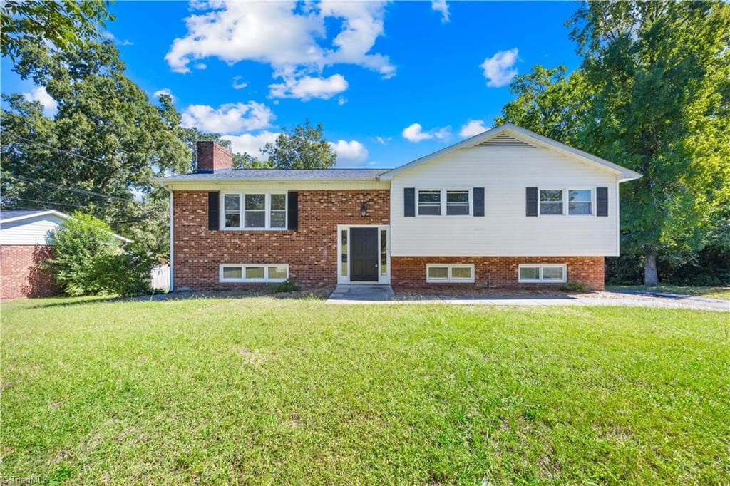 5528 Mauldin Drive, High Point NC 27263