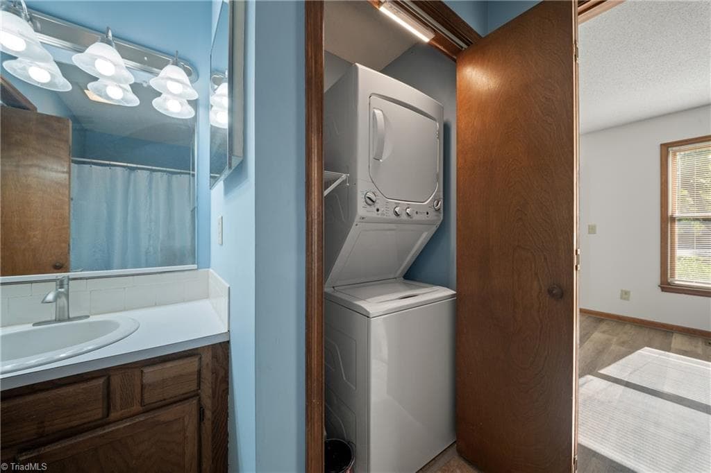 Stick/Site Built at 236 Tabor View Lane, Winston-Salem NC 27106, Winston-Salem, photo 18 of 22