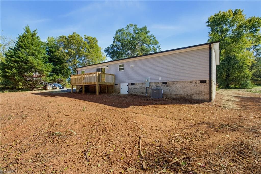 Manufactured Home at 209 River Street, East Bend NC 27018, East Bend, photo 27 of 30