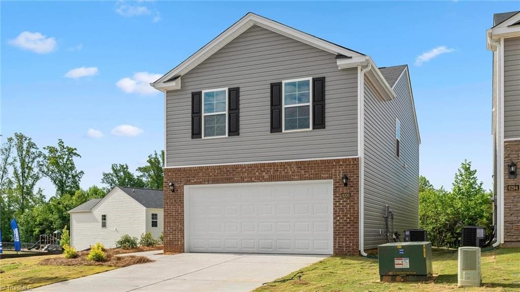 Stick/Site Built at 617 Beechwood Circle, Thomasville NC 27360, Thomasville, photo 3 of 20