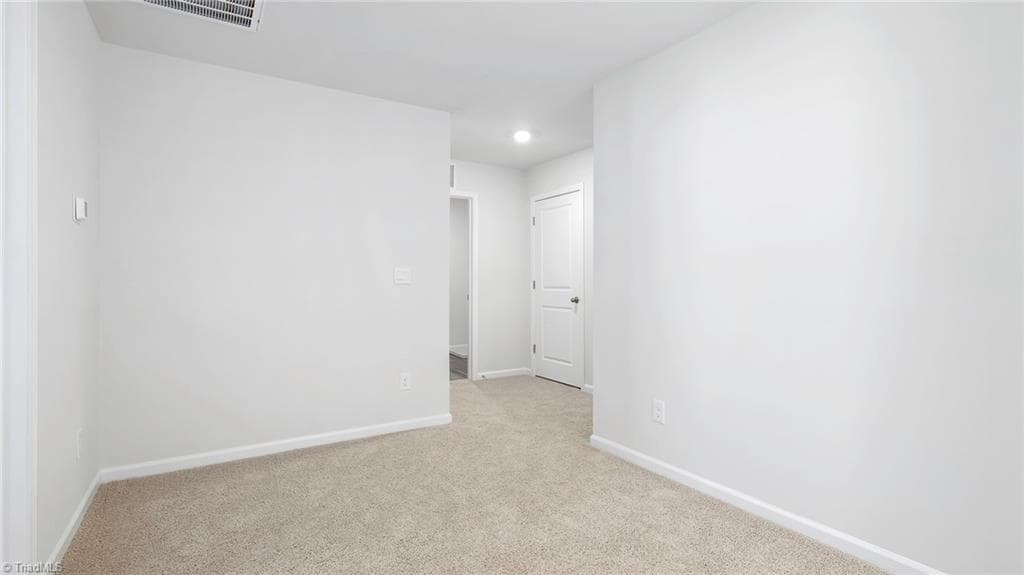 Stick/Site Built at 619 Beechwood Circle, Thomasville NC 27360, Thomasville, photo 9 of 22