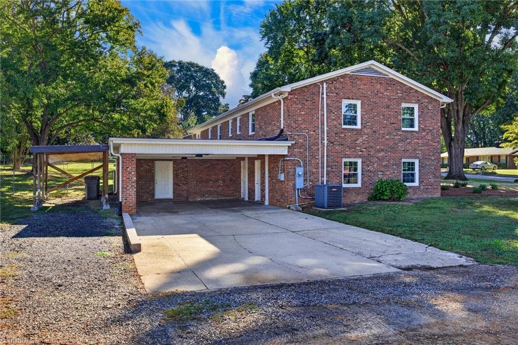 Stick/Site Built at 1510 Woodside Drive, Reidsville NC 27320, Reidsville, photo 42 of 49