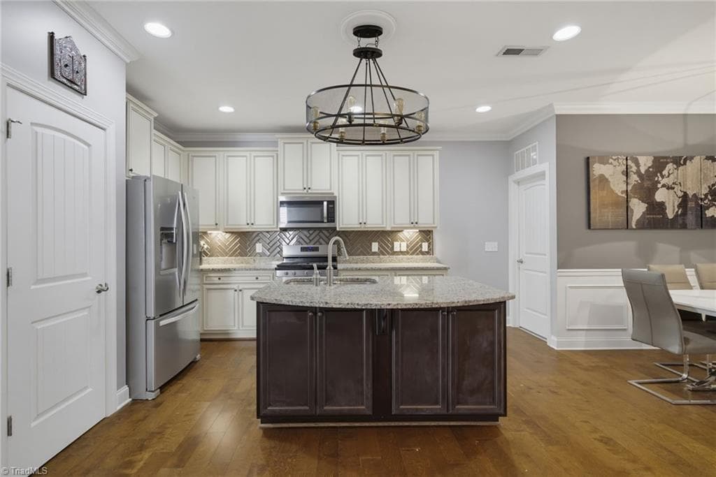 Stick/Site Built at 3404 Amber Meadows Road, High Point NC 27265, High Point, photo 6 of 31