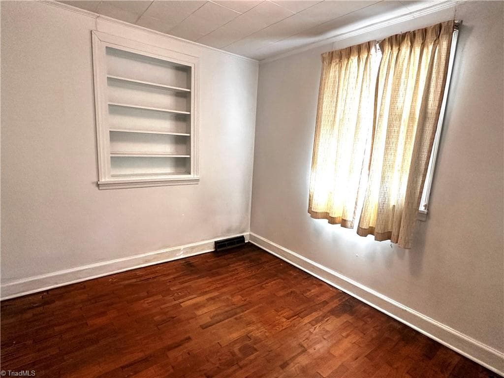Stick/Site Built at 107 Dillon Street, Winston-Salem NC 27107, Winston-Salem, photo 12 of 29