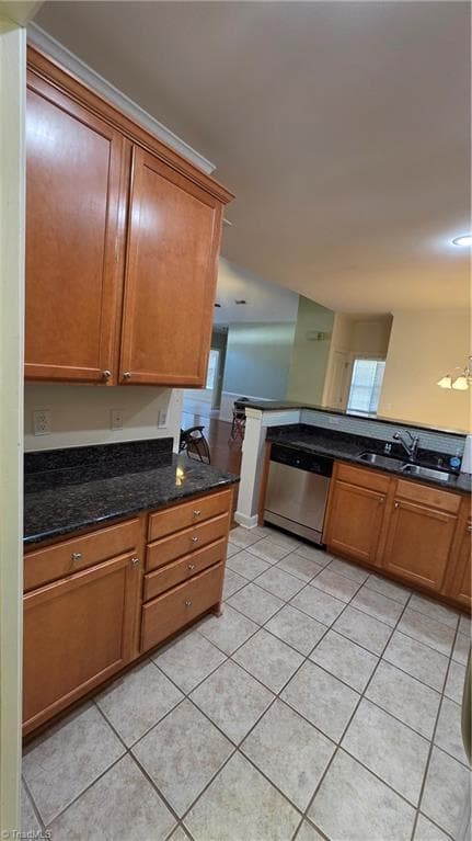 Stick/Site Built at 2427 Cross Vine Lane, Winston-Salem NC 27103, Winston-Salem, photo 7 of 23