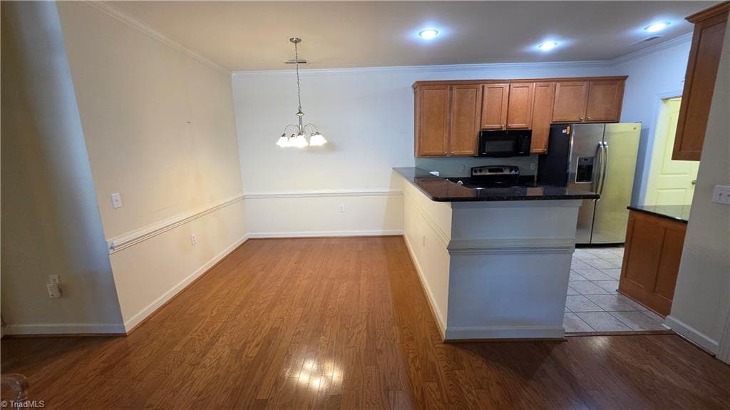 Stick/Site Built at 2427 Cross Vine Lane, Winston-Salem NC 27103, Winston-Salem, photo 9 of 23