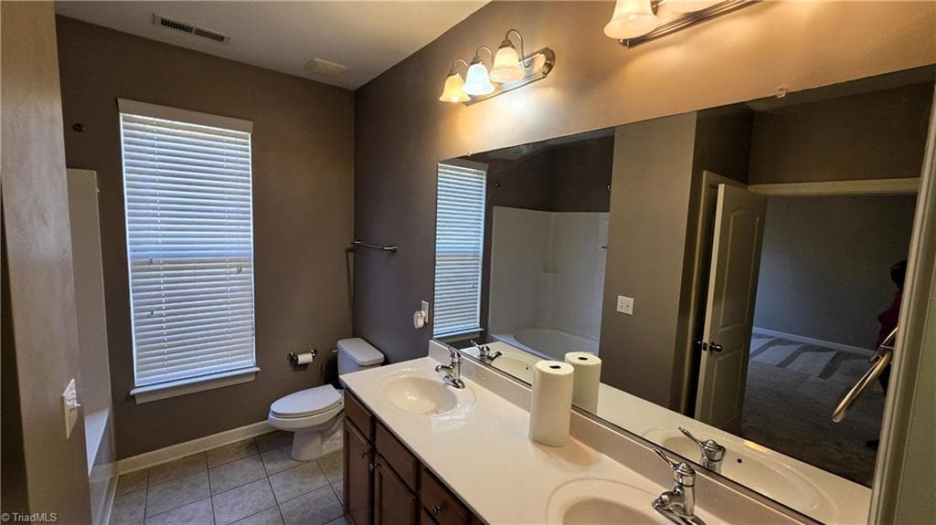 Stick/Site Built at 2427 Cross Vine Lane, Winston-Salem NC 27103, Winston-Salem, photo 18 of 23