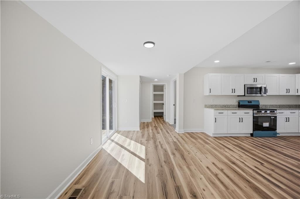 Stick/Site Built at 1524 22nd Street, Winston-Salem NC 27105, Winston-Salem, photo 12 of 50