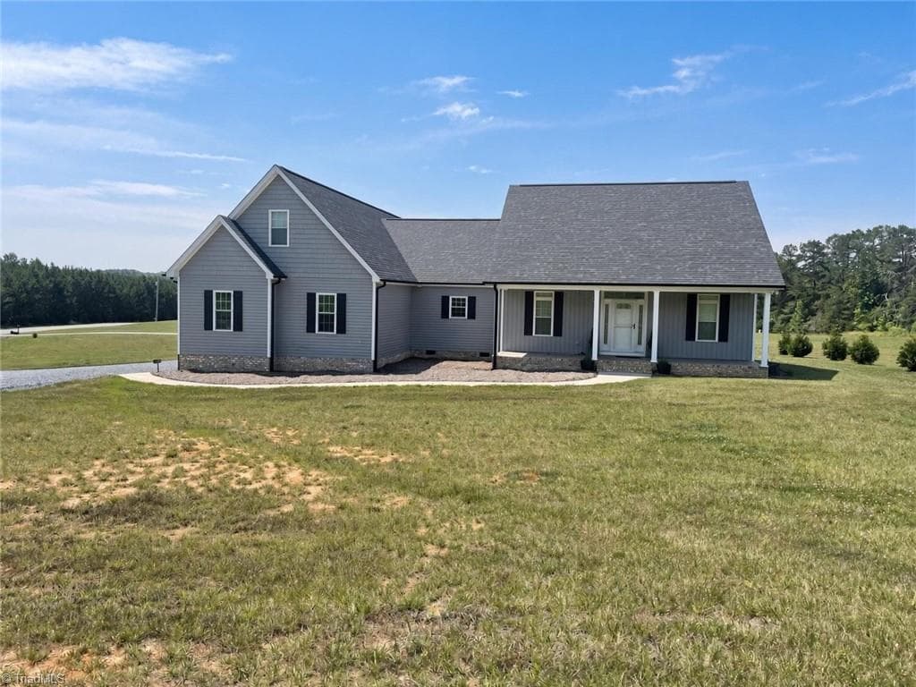2114 Overlook Drive, Denton NC 27239
