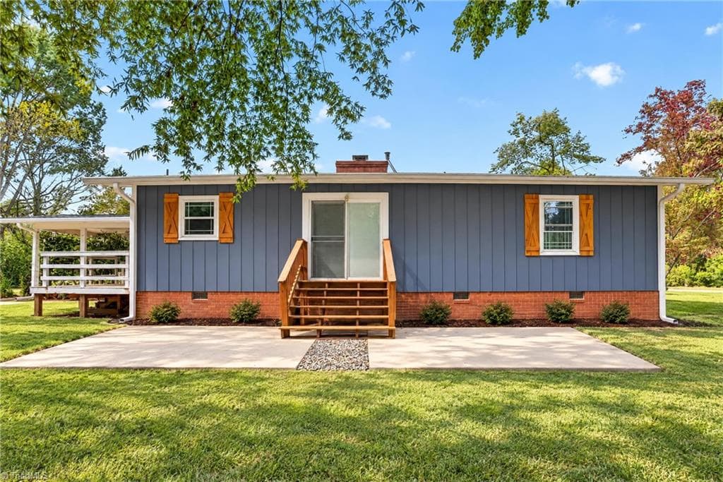 Stick/Site Built at 3440 Edgefield Road, Greensboro NC 27409, Greensboro, photo 17 of 36