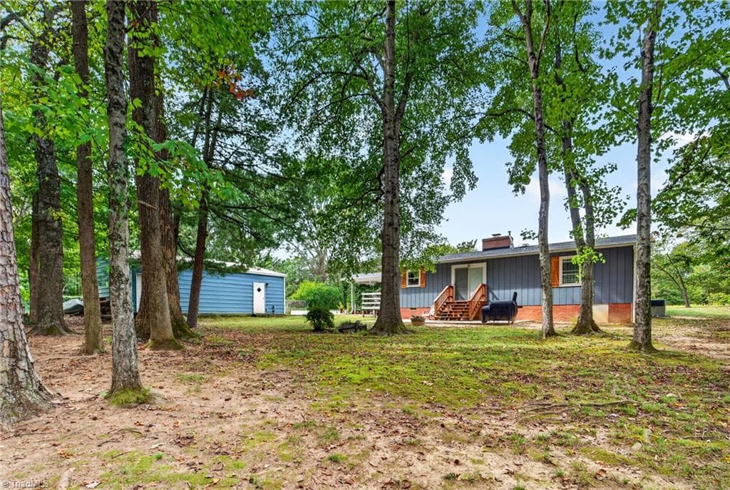 Stick/Site Built at 3440 Edgefield Road, Greensboro NC 27409, Greensboro, photo 16 of 36