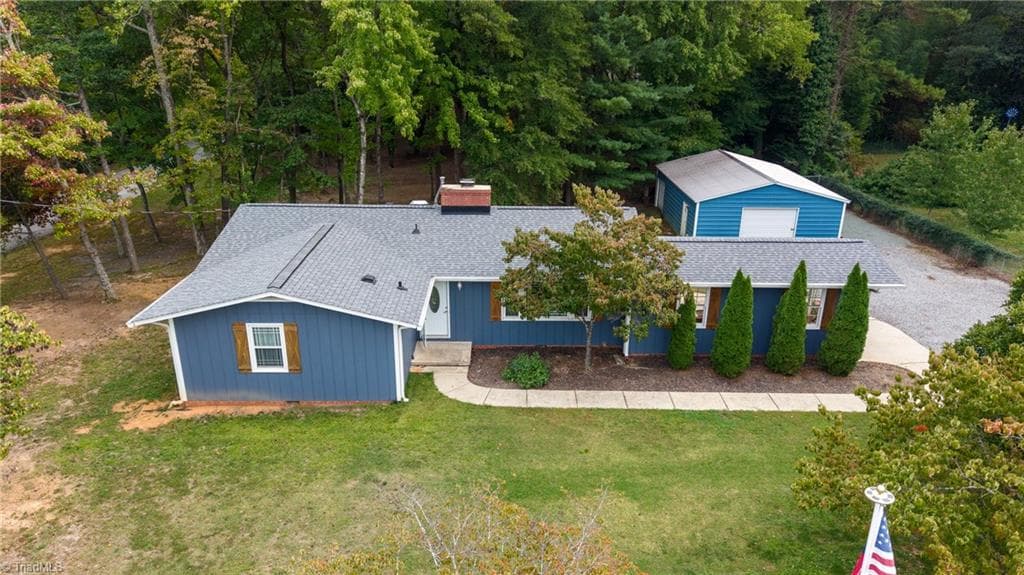 Stick/Site Built at 3440 Edgefield Road, Greensboro NC 27409, Greensboro, photo 9 of 36