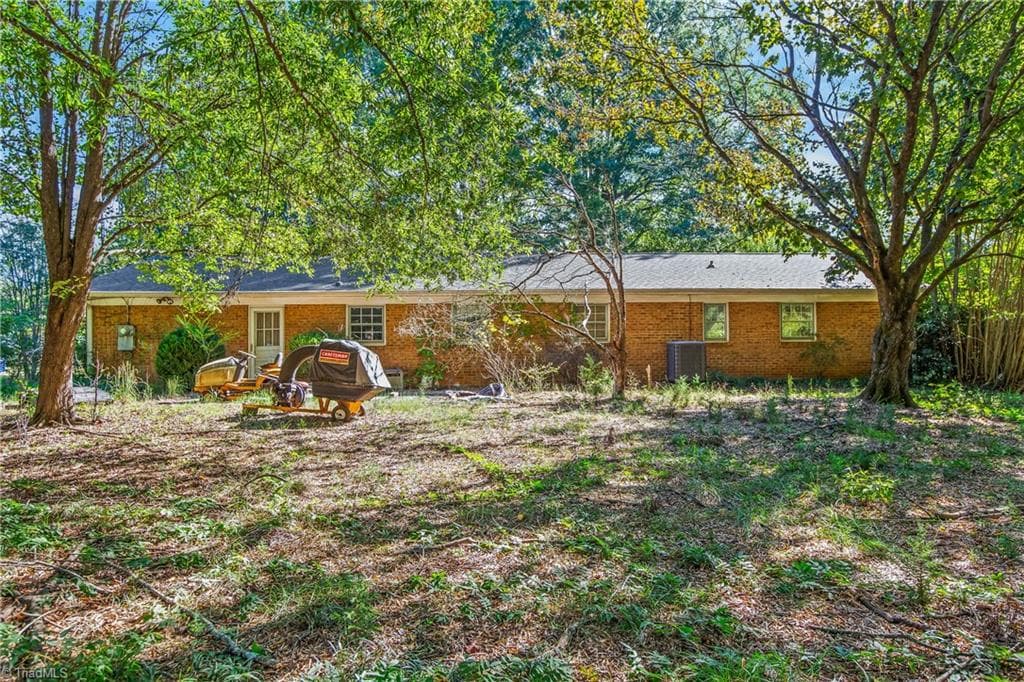 Stick/Site Built at 466 Pine Forest Drive, Kernersville NC 27284, Kernersville, photo 19 of 20