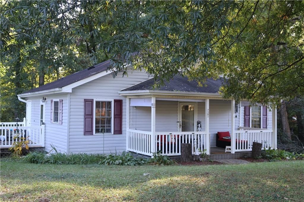 7381 Broad Street, Rural Hall NC 27045