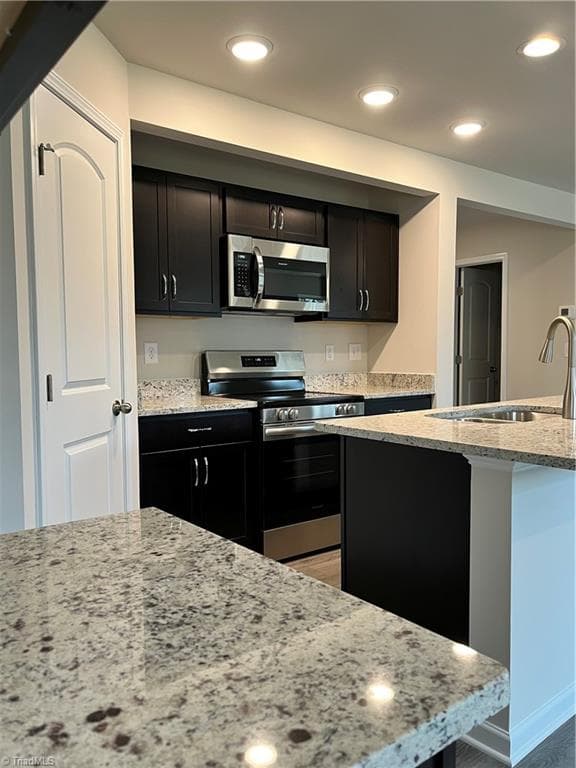 Stick/Site Built at 400 Oakwood Circle, Lexington NC 27295, Lexington, photo 4 of 10