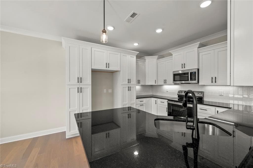 Stick/Site Built at 212 Cool Run, Lexington NC 27295, Lexington, photo 12 of 46