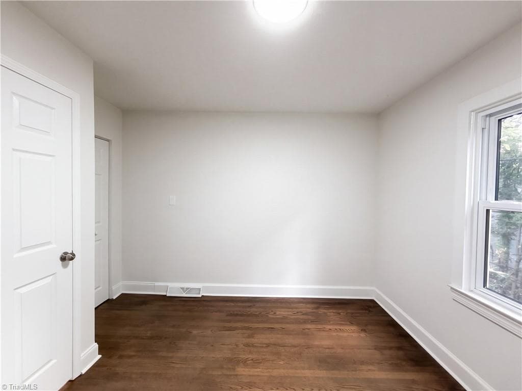 Stick/Site Built at 3141 Luther Street, Winston-Salem NC 27127, Winston-Salem, photo 12 of 27
