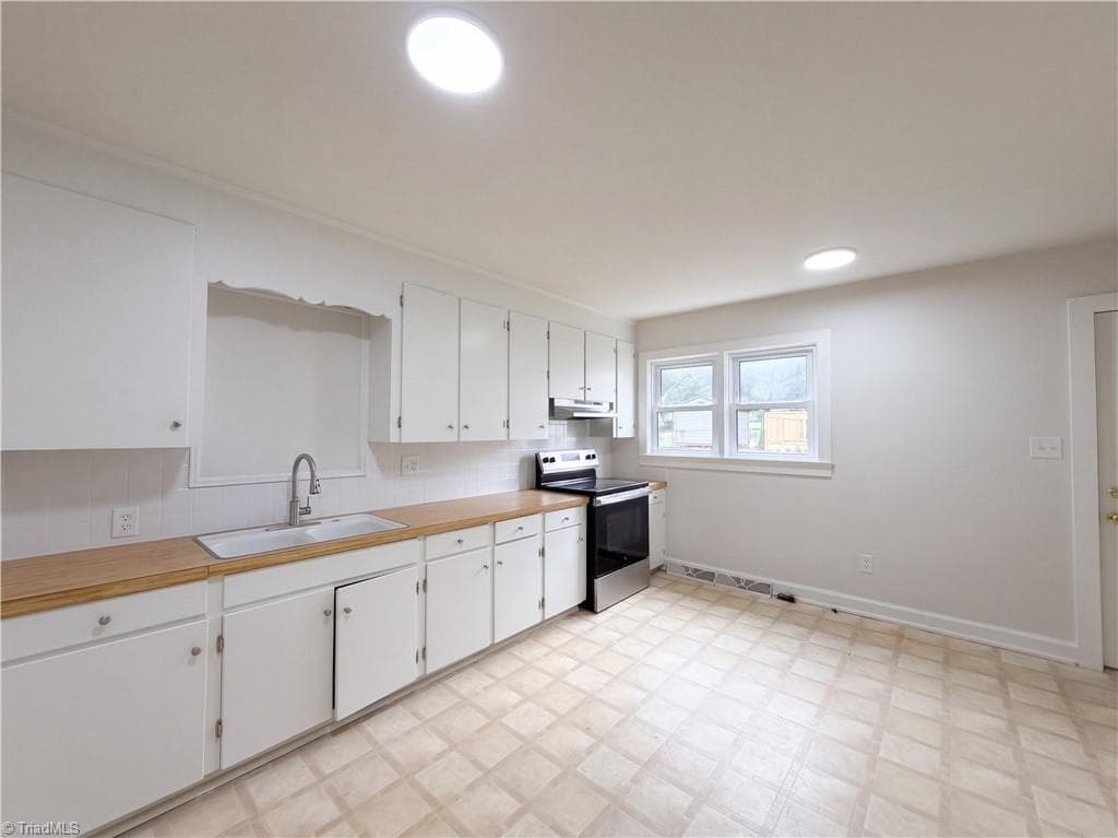 Stick/Site Built at 3141 Luther Street, Winston-Salem NC 27127, Winston-Salem, photo 4 of 27