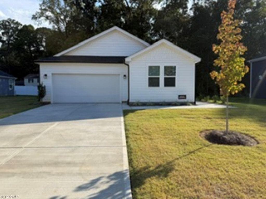 1245 Woody Drive, Graham NC 27253
