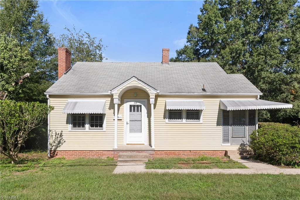 2539 Polo Road, Winston-Salem NC 27106