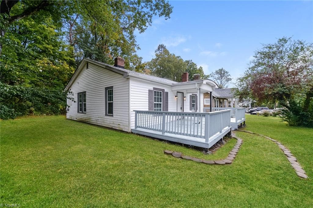 Stick/Site Built at 633 Wesley Drive, High Point NC 27260, High Point, photo 2 of 16