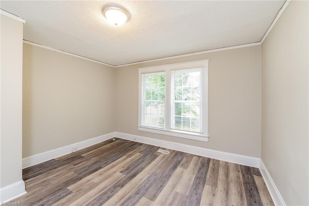 Stick/Site Built at 633 Wesley Drive, High Point NC 27260, High Point, photo 13 of 16