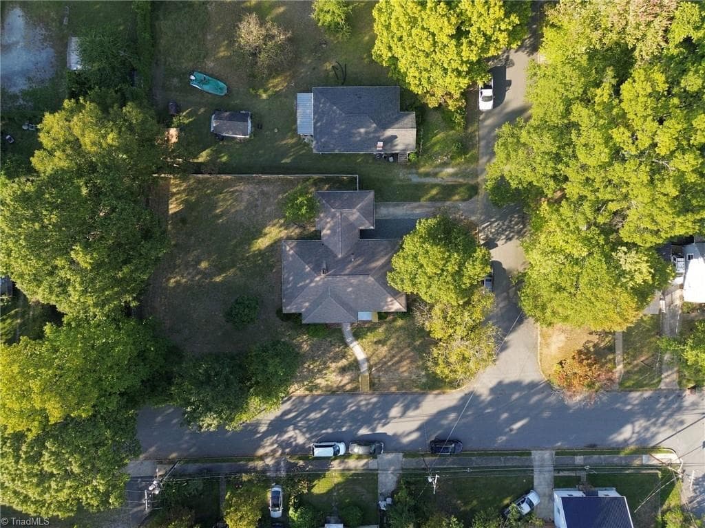 Stick/Site Built at 1400 Oak Street, Greensboro NC 27403, Greensboro, photo 28 of 35