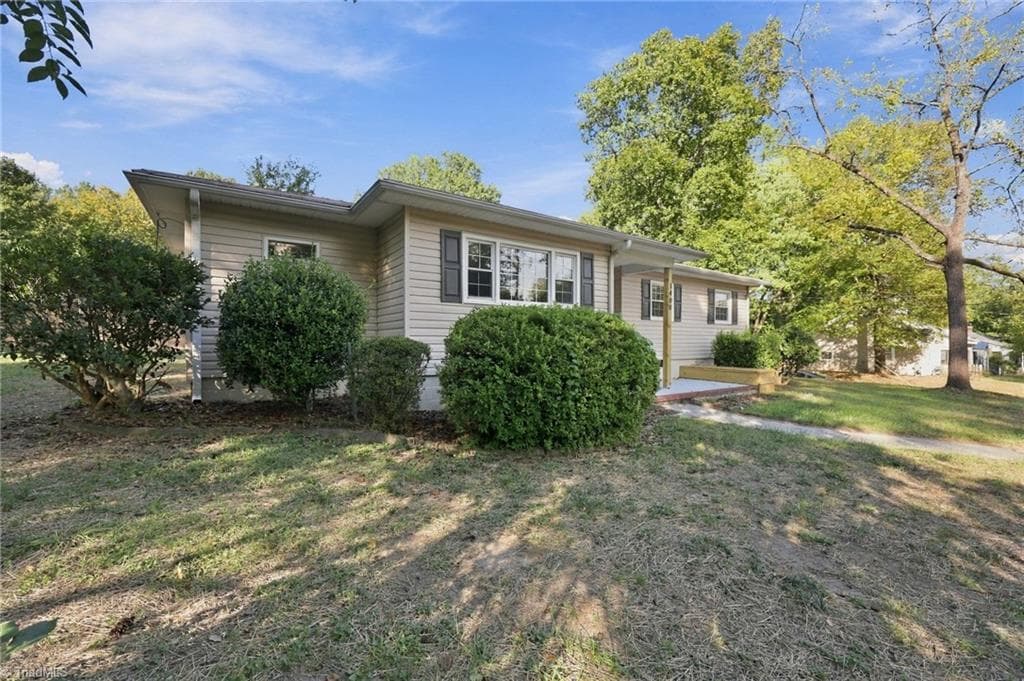 Stick/Site Built at 1400 Oak Street, Greensboro NC 27403, Greensboro, photo 30 of 35