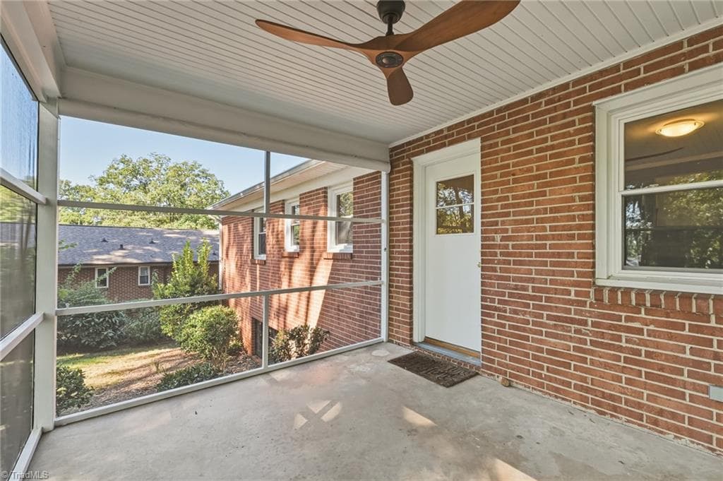 Stick/Site Built at 2716 Patricia Lane, Winston-Salem NC 27103, Winston-Salem, photo 32 of 40