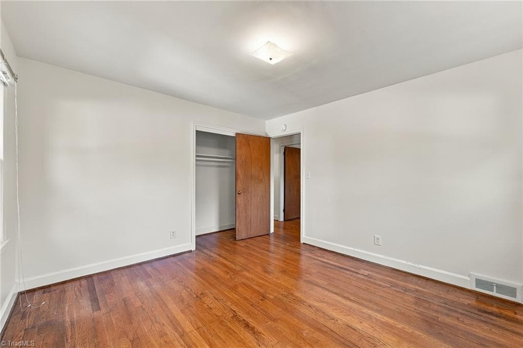 Stick/Site Built at 2716 Patricia Lane, Winston-Salem NC 27103, Winston-Salem, photo 28 of 40