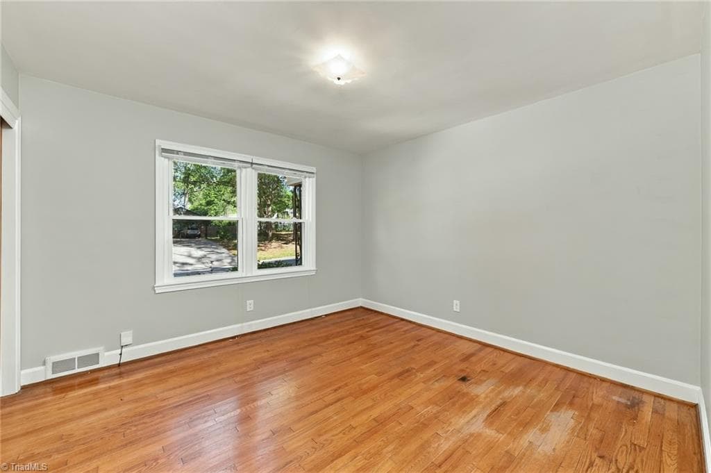 Stick/Site Built at 2716 Patricia Lane, Winston-Salem NC 27103, Winston-Salem, photo 29 of 40