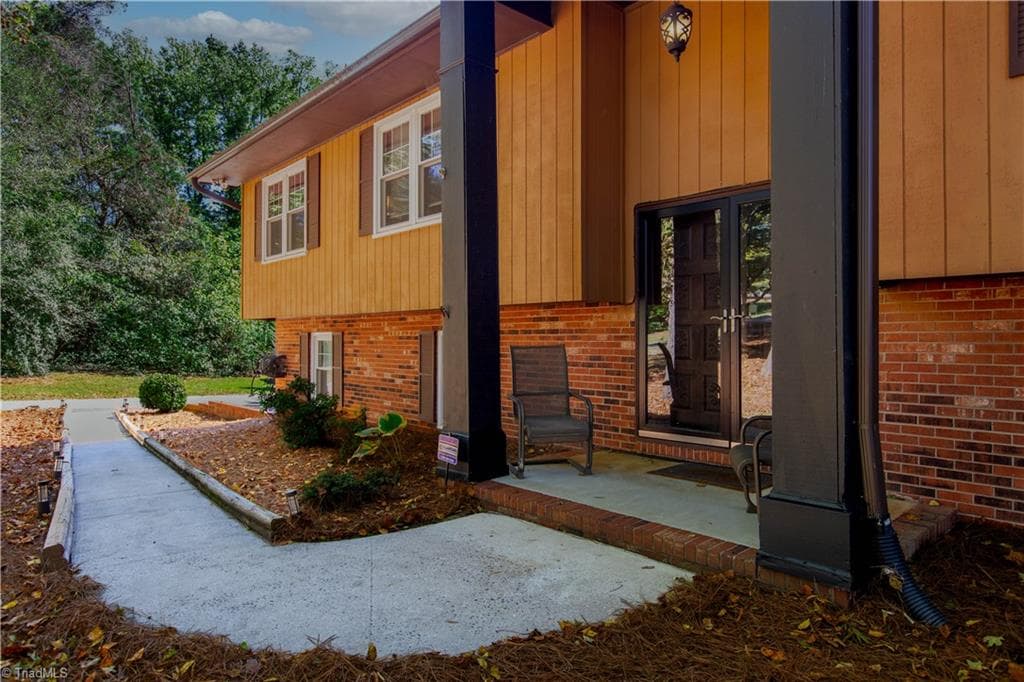 Stick/Site Built at 605 Greenvine Circle, Winston-Salem NC 27103, Winston-Salem, photo 24 of 29