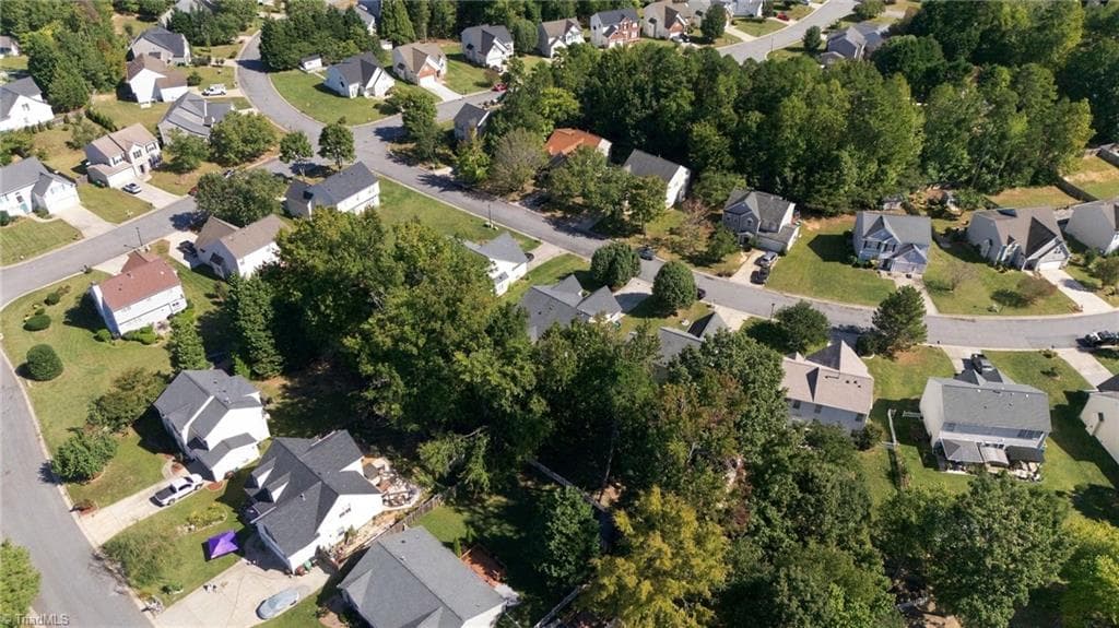Stick/Site Built at 3339 Cherrybrook Drive, Jamestown NC 27282, Jamestown, photo 26 of 37