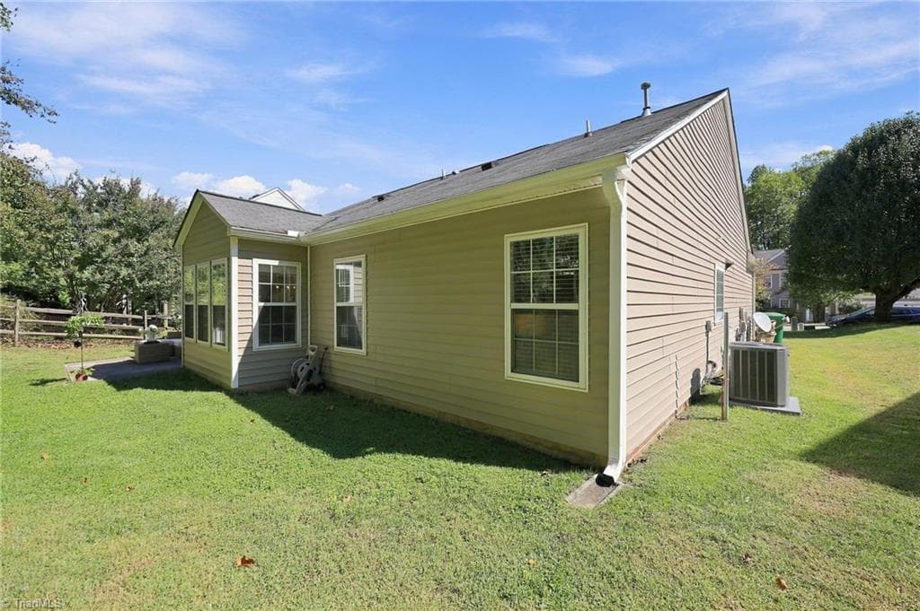 Stick/Site Built at 3339 Cherrybrook Drive, Jamestown NC 27282, Jamestown, photo 36 of 37