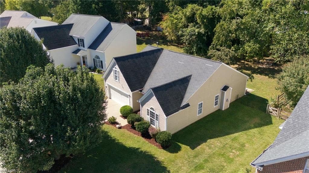 Stick/Site Built at 3339 Cherrybrook Drive, Jamestown NC 27282, Jamestown, photo 32 of 37