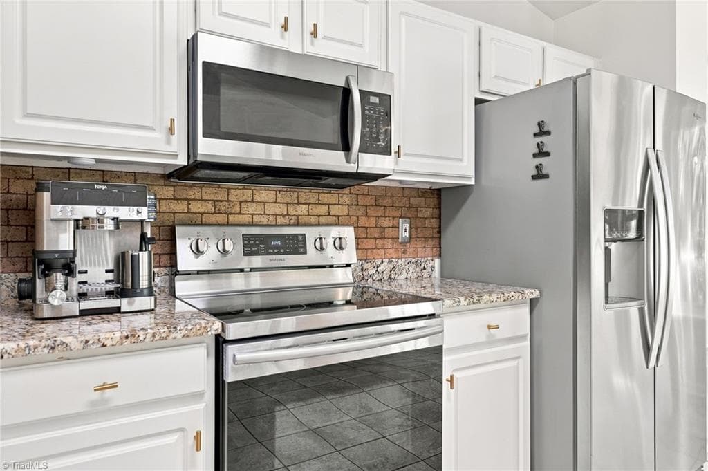 Stick/Site Built at 3339 Cherrybrook Drive, Jamestown NC 27282, Jamestown, photo 20 of 37