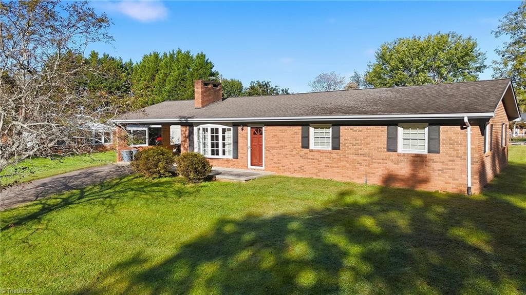 260 Northwood Hills Road, North Wilkesboro NC 28659