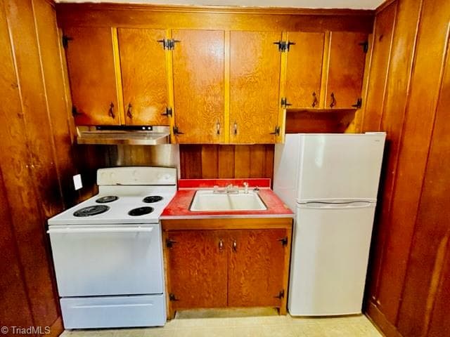 Condo/Townhouse at 215 Mciver Street # A, Greensboro NC 27403, photo 9 of 16