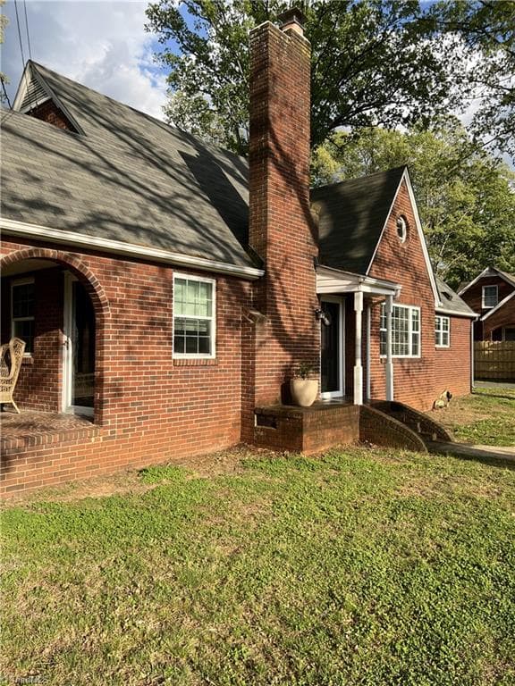 Stick/Site Built at 4511 Old Rural Hall Road, Winston-Salem NC 27105, Winston-Salem, photo 2 of 41