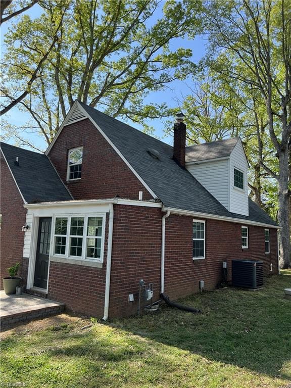 Stick/Site Built at 4511 Old Rural Hall Road, Winston-Salem NC 27105, Winston-Salem, photo 33 of 41