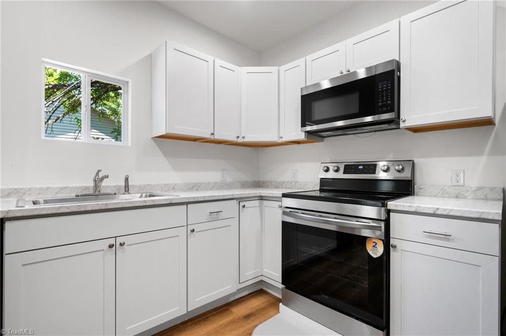 Stick/Site Built at 1427 Marne Street, Winston-Salem NC 27107, Winston-Salem, photo 2 of 17