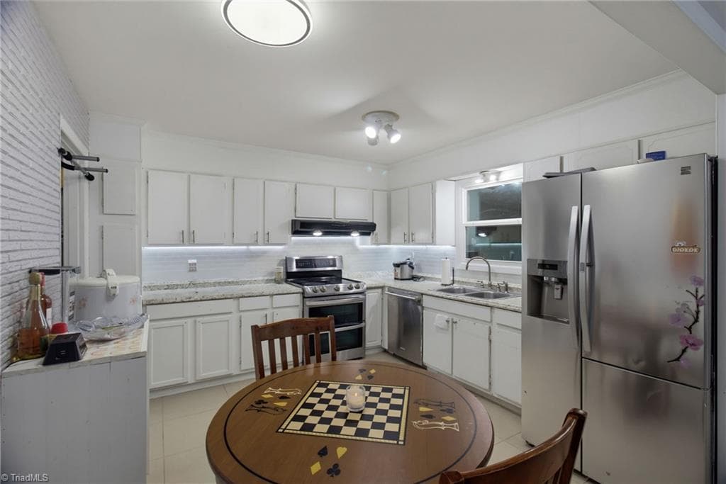 Stick/Site Built at 4119 Bramlet Place, Greensboro NC 27407, Greensboro, photo 14 of 31