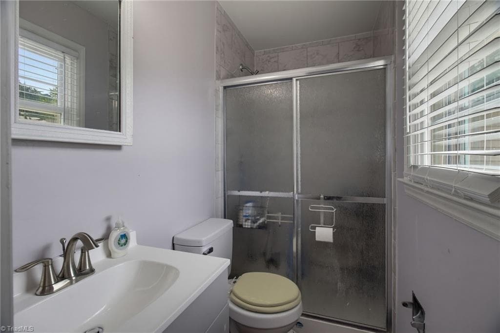 Stick/Site Built at 4119 Bramlet Place, Greensboro NC 27407, Greensboro, photo 19 of 31