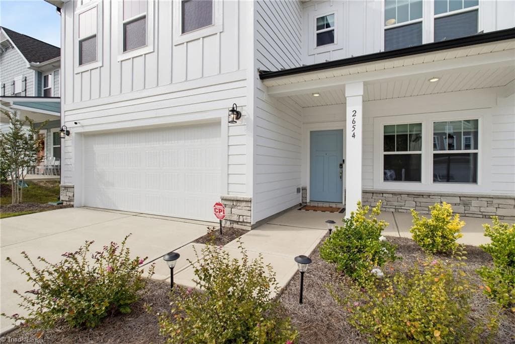 Stick/Site Built at 2654 Wood Valley Road, Winston-Salem NC 27106, Winston-Salem, photo 5 of 36
