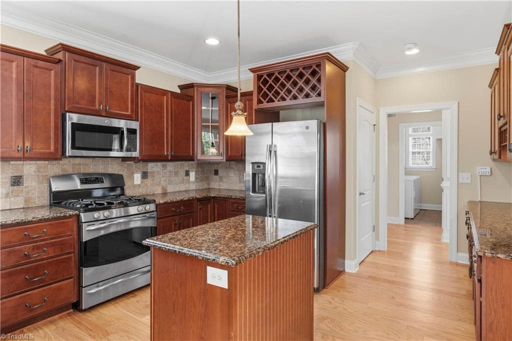 Stick/Site Built at 1391 Somerset Cove Drive, Winston-Salem NC 27103, Winston-Salem, photo 13 of 39