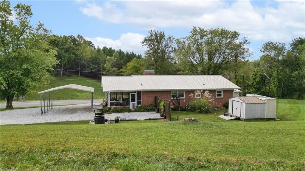 Stick/Site Built at 374 Tom Cook Road, Mount Airy NC 27030, Mount Airy, photo 33 of 39