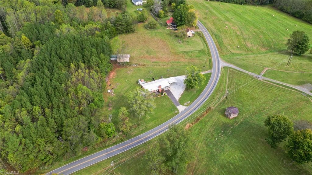 Stick/Site Built at 374 Tom Cook Road, Mount Airy NC 27030, Mount Airy, photo 37 of 39