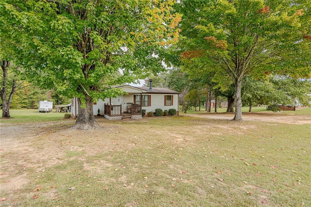 Manufactured Home at 1429 Newnam Road, Pelham NC 27311, Pelham, photo 5 of 36